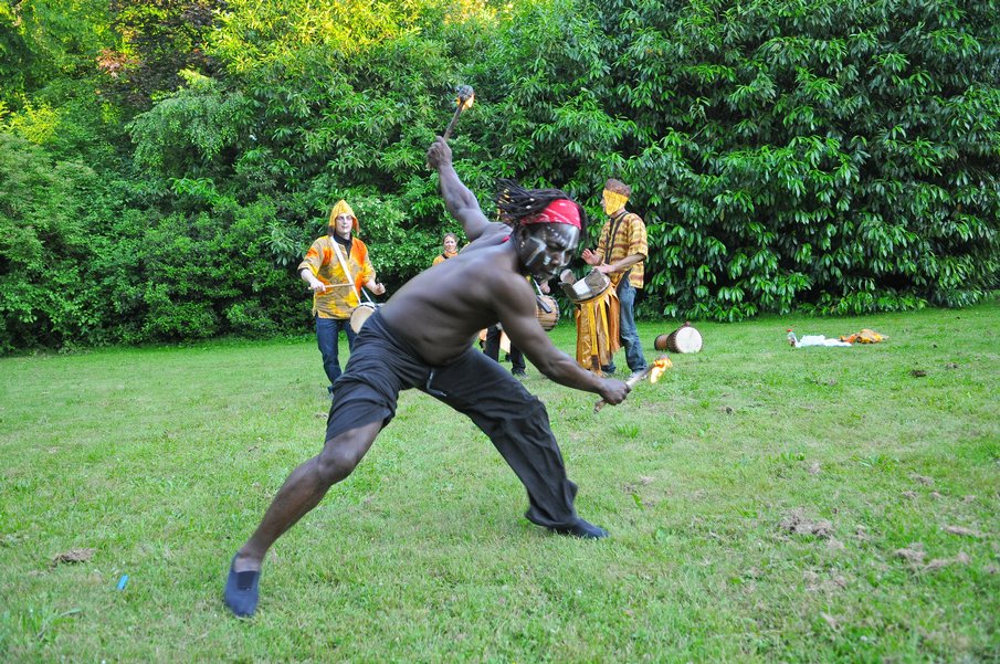 Evry Daily Photo - Cie Afrodite - Fete Mille et une Lumieres 099.jpg